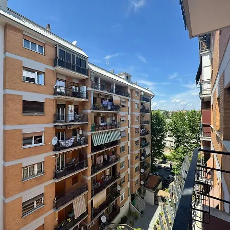 In Retro Style アパート