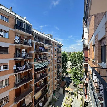 公寓 In Retro Style *