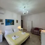 Apartment In Retro Style *