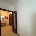 In Retro Style Apartment Rom